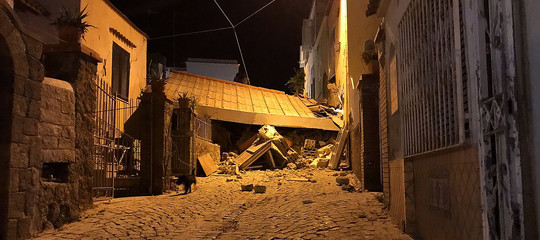 Diario di bordo, da Ischia la cronaca di un dramma annunciato