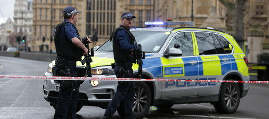 Se i terroristi attaccassero il Parlamento inglese, morirebbero oltre 100 deputati