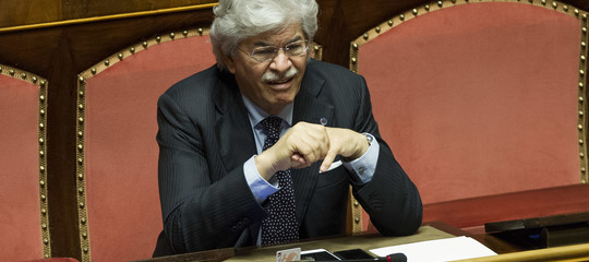 "Lo faccio per il bene del Pianeta". Razzi parte per la Corea del Nord