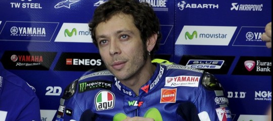 Incidente a Valentino Rossi, probabile frattura di tibia e perone. Addio mondiale?
