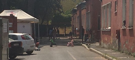 "L'eritreo accoltellato da un altro immigrato, non da mio figlio"