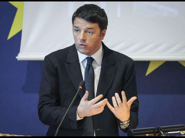 Mafia a Roma: Renzi, uno schifo Spuntano contatti tra clan e vip