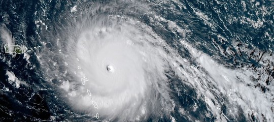 Allarme Irma: uragano di massima intensita', Trump dichiara emergenza in Florida