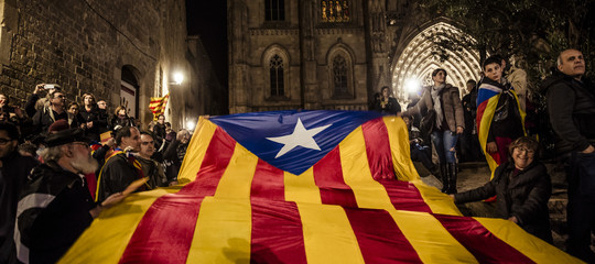 La Catalogna indice il referendum e fa infuriare Rajoy. Cosa succede adesso?