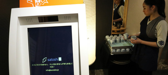 La Cina vuole chiudere anche i cambia valute di Bitcoin, che crolla. "E' troppo fragile"