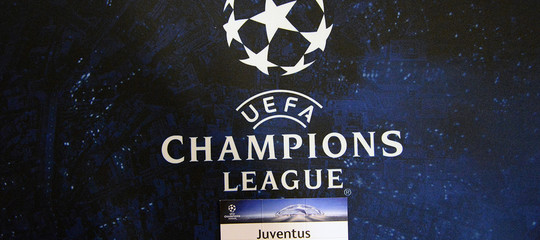 La Juve crolla a Barcellona (3-0). Pareggio tra Roma e Atletico Madrid (0-0)