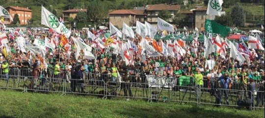 Lega: a Pontida parcheggi riservati mamme Ue di famiglie naturali