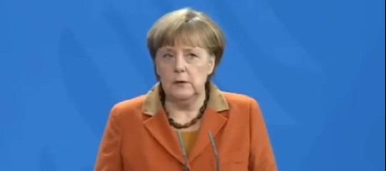 Germania. Merkel: "Governo stabile, colloqui con Schulz devono continuare"