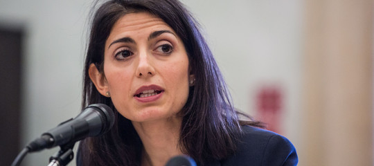 Raggi: chiesto il processo per il caso Marra e l'archiviazione per l'abuso d'ufficio (caso Romeo)