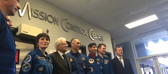 L'ambasciatore italiano va a Houston per 'telefonare' a Nespoli
