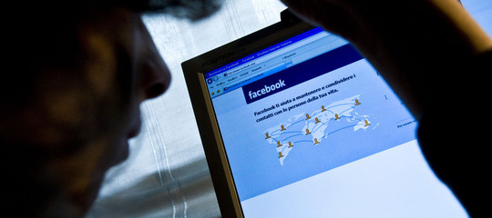 Facebook introduce l'opzione per giudicare se un articolo è attendibile