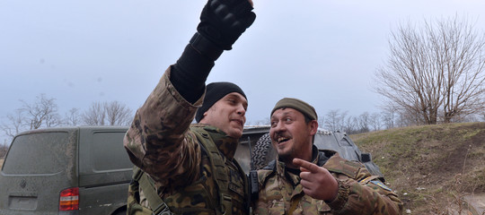 Non taggare, il nemico ti osserva! Mosca ha paura dei selfie in battaglia