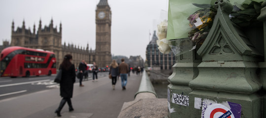 Gb: auto falcia passanti a Londra, diversi feriti e un arresto