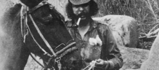 "La Cia voleva Guevara vivo": la versione dell'agente Usa sull'ora estrema del 'Che'
