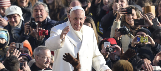 Francesco ricorda il messaggio bolivariano della Vergine Aparecida. E incoraggia la richiesta di giustizia per Viroche