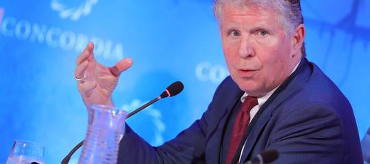 harvey weinstein attrici hollywood molestie sessuali cyrus vance