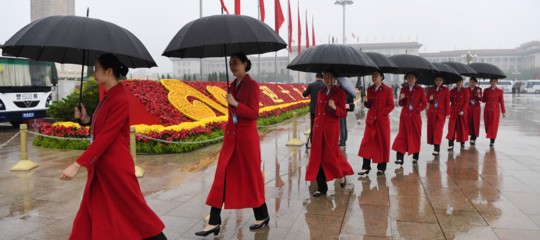 Moderatamente prospera, socialista e aperta al mercato. La Cina secondo Xi