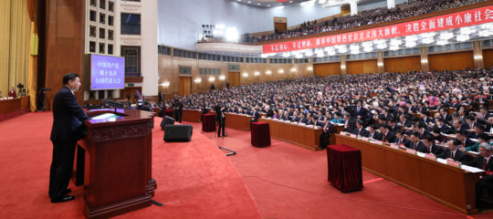 Moderatamente prospera, socialista e aperta al mercato. La Cina secondo Xi