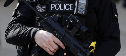 Gb: liberati i due ostaggi a Nuneaton; "non è terrorismo"