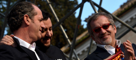 Referendum: i vescovi, sì ad autonomie ma in una logica unitaria