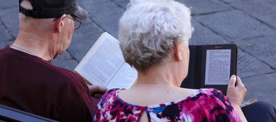 Gli italiani vivono più a lungo. Dal 2019 si andrà in pensione a 67 anni