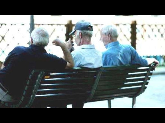 Pensionati, quasi la meta' vive in semipoverta'