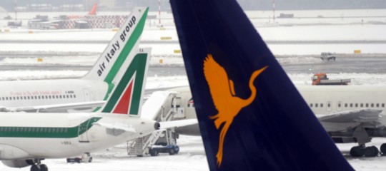 Che cos'è Cerberus, il 'fondo avvoltoio' che ha messo gli occhi su Alitalia