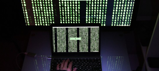 In Georgia fanno un esposto contro il voto elettronico. E i tecnici fanno sparire i voti