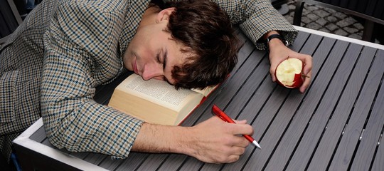 Possiamo controllare i sogni e modificarli consapevolmente mentre dormiamo. Uno studio