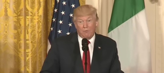 Russiagate: si costituiscono Manafort e Gates, stretti collaboratori di Trump