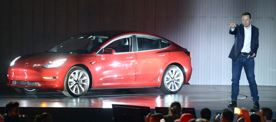 Perché Tesla sui ritardi della Model 3 si sta giocando tutto