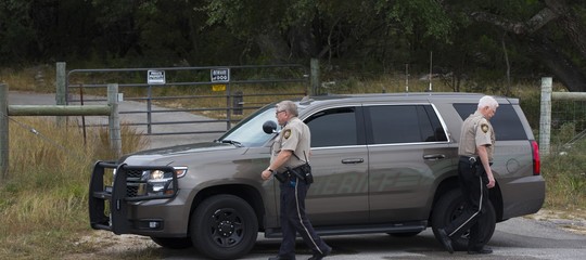 Perché la strage in Texas è (anche) colpa della burocrazia