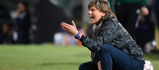 C’è un’altra nazionale da sostenere (dentro e fuori dal campo). Quella femminile