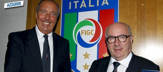 "Ma sei Tavecchio, ti chiamano Tavecchio" la parodia in musica della disfatta azzurra