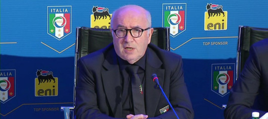 Calcio: Ventura non è più il ct azzurro, Tavecchio non si dimette