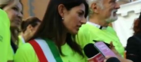 Ostia: Raggi, "Solidarieta' a Pd,intimidazioni non ci spaventano"