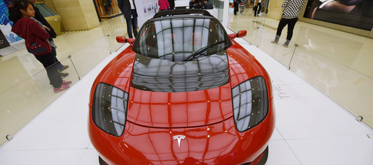Tesla Roadster 2: Musk stupisce ancora