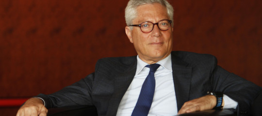 Tre grandi banche sono state multate per pratiche commerciali scorrette