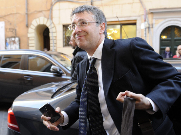 Mafia Capitale: Cantone, commissariare appalto Cara di Mineo