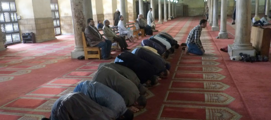 Egitto: attacco in una moschea nel Sinai, almeno 200 morti