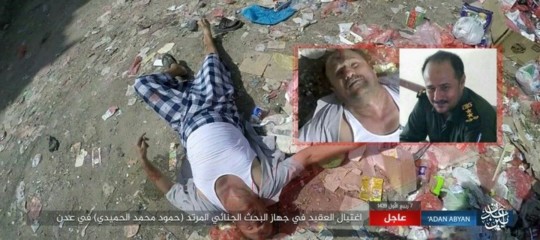 I killer dell'Isis uccidono come in un videogioco. Poi postano le foto