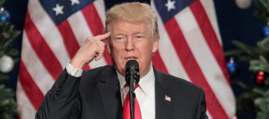 Perché Trump può insultare la gente su Twitter e noi no
