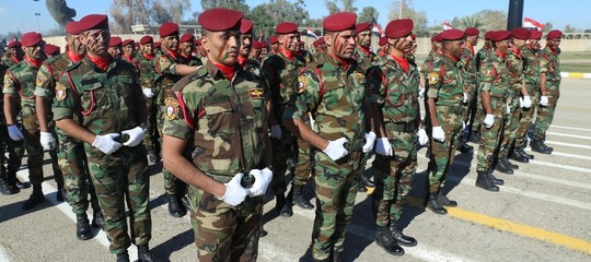 L'Iraq celebra la sconfitta dell'Isis con una parata militare