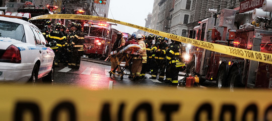 Usa: polizia indaga per un'esplosione alla stazione dei bus a Manhattan