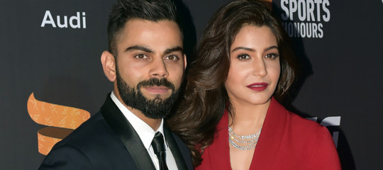 La star di Bollywood Anushka Sharma e il campione di cricket Virat Kohli sposi in Toscana