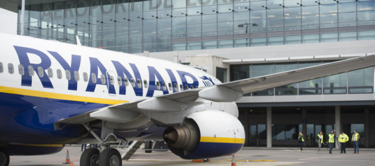 Alla Ryanair è in corso un braccio di ferro (tutto italiano) tra equipaggio e management