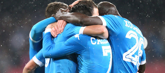 Napoli ritrova la vetta, 3-1 sul Torino. Inter battuta dall'Udinese