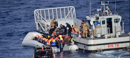 lavoro tasse sicurezza migranti banche fake news