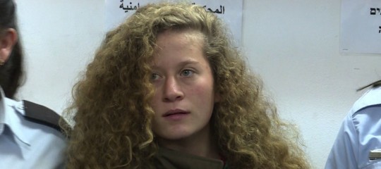 Chi è Ahed 'la bionda', fin da bambina spina nel fianco di Israele