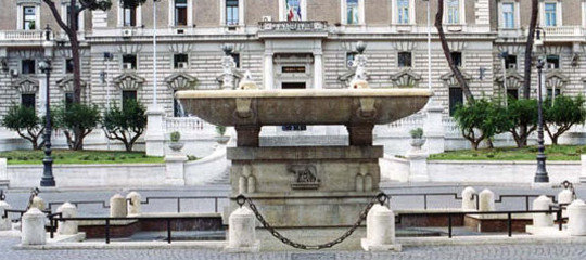 Sicurezza: - 9,2% di delitti in Italia nel 2017, in calo furti e omicidi
